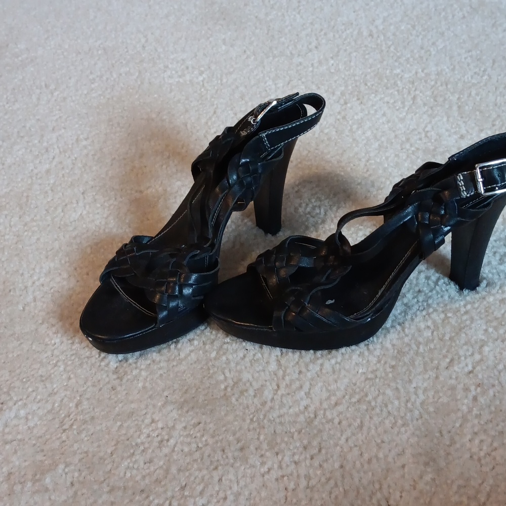 Ralph Lauren sz 8 black sandals